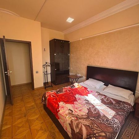 Centre Hotel-Hostel Yerevan Ngoại thất bức ảnh