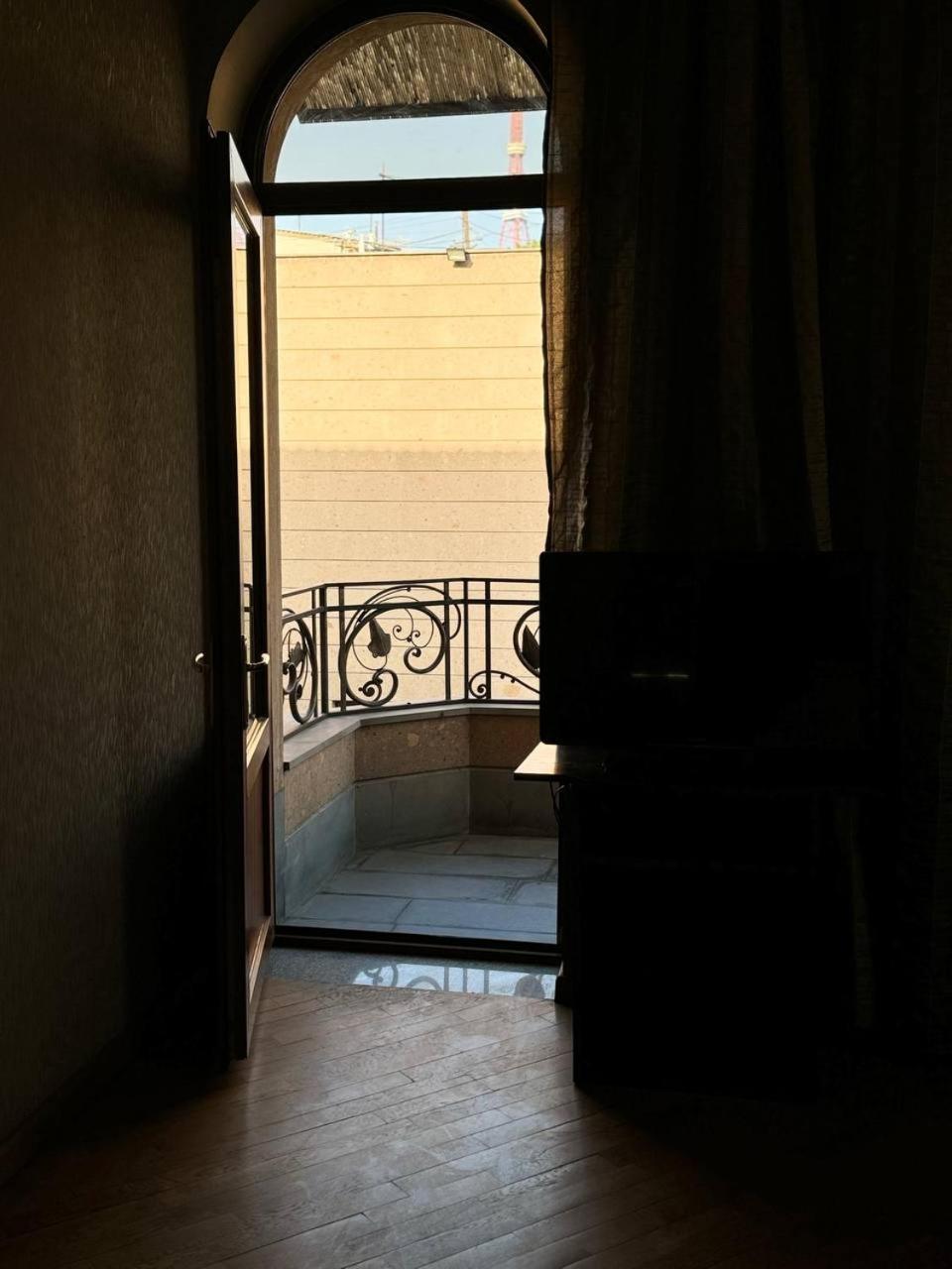 Centre Hotel-Hostel Yerevan Ngoại thất bức ảnh