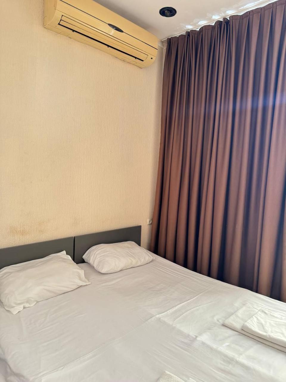 Centre Hotel-Hostel Yerevan Ngoại thất bức ảnh
