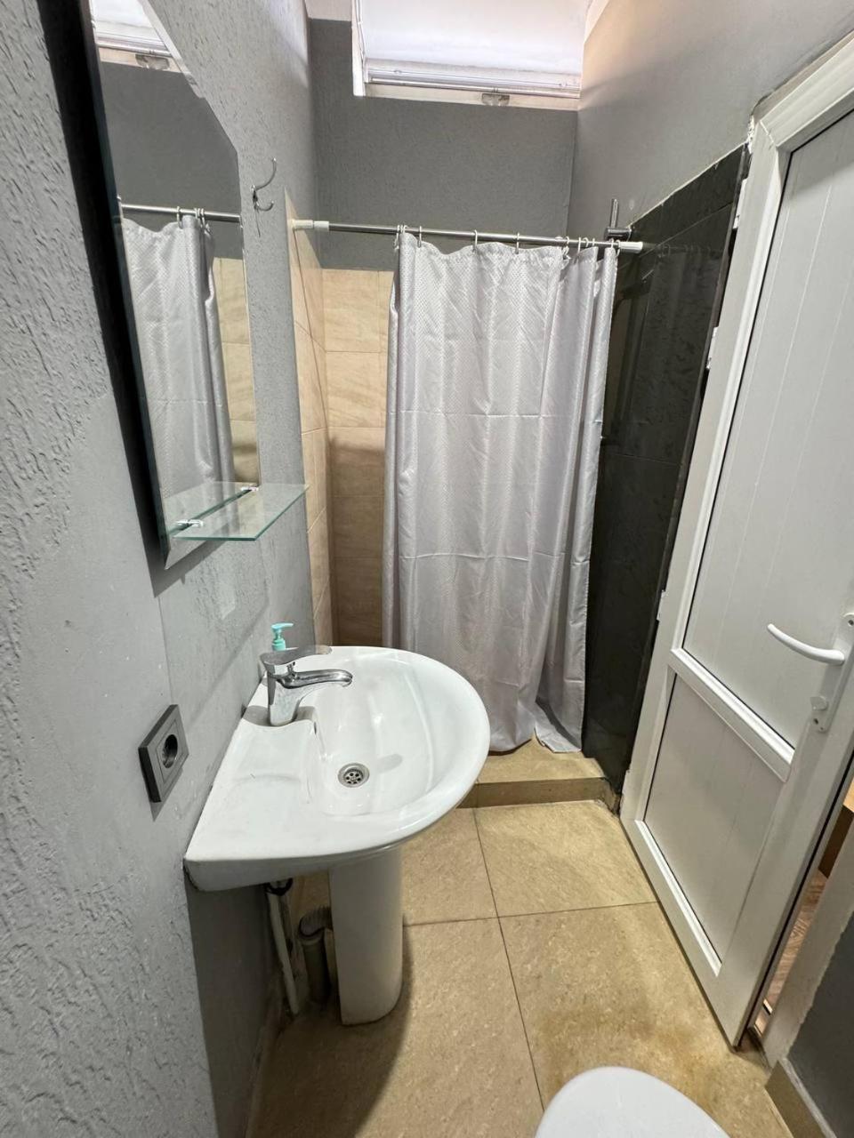 Centre Hotel-Hostel Yerevan Ngoại thất bức ảnh