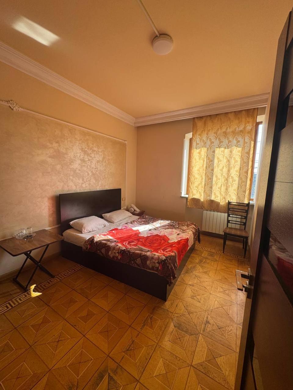 Centre Hotel-Hostel Yerevan Ngoại thất bức ảnh